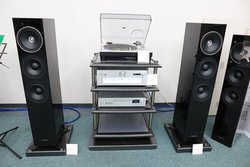 ���I�[�f�B�I�t�F�X�^�E�C���E���É����e�N�j�N�X�uSL-G700�v��MQA-CD������ׂȂǎ��{