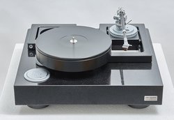 DE BAER�A�}�O�l�b�g�E�t���[�e�B���O�@�\�^�[���e�[�u���uTopas�v�ɃR���p�N�g���f��