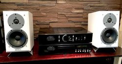 DYNAUDIO�̃X�s�[�J�[��ATOLL��CD�v���[���[���A���v�̃Z�b�g����ʉ��i20���~��