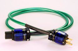 IsoTek�A6N OFC3�d�c�C�X�g�\���̗p�̓d���P�[�u���uEVO3 Initium�v