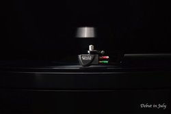 DS Audio�A�V�J�[�g���b�W�uGRAND MASTER�v�̃e�B�U�[�����J�B7���������J�\��