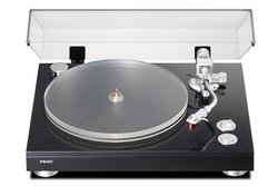 �e�B�A�b�N�AXLR�o�����X�o�͓��ڂ̃x���g�h���C�u�����R�[�h�v���[���[�uTN-5BB�v