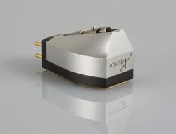 Xqusite�A�����Z�p��������MC�J�[�g���b�W�uX-qusite CA�v�B120���~