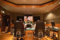 �g�I�[�f�B�I�E�t�@�[�X�g�h�ȉ��y�z�M�������B�L���O�֌���X�^�W�I�����4K/�n�C���]�z�M���������|�[�g