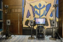 WOWOW�́g���E���h9.1ch AURO-3D�I�����C���z�M�������|�[�g�B���C�u�̌��̐V�����\��������