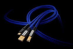 �]�m�g�[���A�n�C�u���b�h����USB�P�[�u���uGrandio USB-2.0�v�BType-C���f����