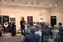 �}�b�N�X�I�[�f�B�I��ẪI�[�f�B�I�����B�W���A���W��������A12/11���珬�q�ɂĊJ��