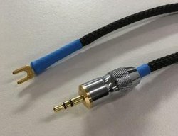 ���鐸�H�A�C���z���[�q�ɑ}���A�[�X�P�[�u���uClone1T3�v�uClone2T3�v