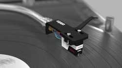 �I���g�t�H���ADJ����MM�J�[�g���b�W�uVNL�v�B��������3��ނ̌����j�𓯍�