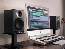 ���}�n�A�y�ʃA�N�e�B�u���j�^�[�X�s�[�J�[�uMSP3A�v�B���K�̓X�^�W�I��T���E���h�V�X�e������