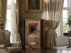 �G�\�e���b�N�A�t��TANNOY�L�����y�[���X�^�[�g�B�w���҂ɃX�y�V�����v���[���g