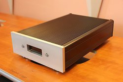  �X�t�H���c�@�[�g�A�T�u�u�����h�uLeap Frog Audio�v�n���B���e�̓N���t�@����USB-DAC