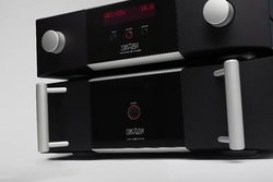 Mark Levinson�A�t���E�f�B�X�N���[�g�\���̃v���A���v�uNo5206�v/�p���[�A���v�uNo5302�v