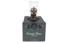 Carot One�A�uERNESTOLO�v10���N�L�O���f���B�V�J���[�u�}�b�g�O���[�v�̗p�ŕ���