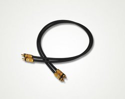 �T�G�N�A�����O�Z���[���f���̐݌v�v�z���p������PC-Triple C����RCA�^XLR�P�[�u��