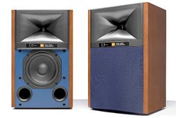 JBL�A�u�b�N�V�F���t�^�X�^�W�I���j�^�[�u4309�v�B�V�J����165mm�a�E�[�t�@�[����