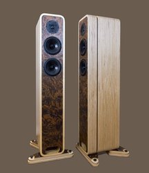 AUDEL�A�t���A�^�X�s�[�J�[�uMalika Plus�{�v�B�o�[�`�ϑw�ނɃA�N�����p�l����g�ݍ��킹