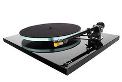 Rega�A�A�i���O�v���[���[�uPlanar 3 MK2�v��MM�J�[�g���b�W�uExact�v���ڃ��f��
