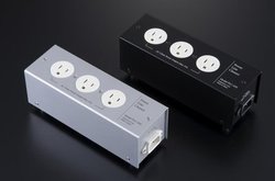 �������쏊�A�R���p�N�g�݌v�̃m�C�Y�t�B���^�[�t��3���d���{�b�N�X�uPLC-03S�v