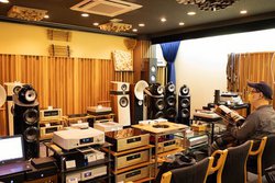 �g���@�܁h��܃��f�����ґ򒮂���ׁI�@�_�C�i�~�b�N�I�[�f�B�I4F�̃C�x���g��O�ꃌ�|�[�g