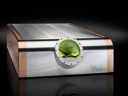 Dan D'Agostino�A�p���[�A���v�uMOMENTUM M400MxV�^S250MxV�v�B�S�X�e�[�W�����V����