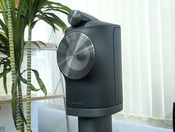 B&W�A�n�C���]�`���Ή����C�����X�I�[�f�B�I���i�Q�uFormation Suite�v�B�S6���f��