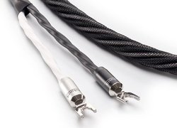 inakustik�A�g�}�C�N���E�G�A�E�V���[�Y�h�̃g�b�v�X�s�[�J�[�P�[�u���uReference LS-404 AIR�v