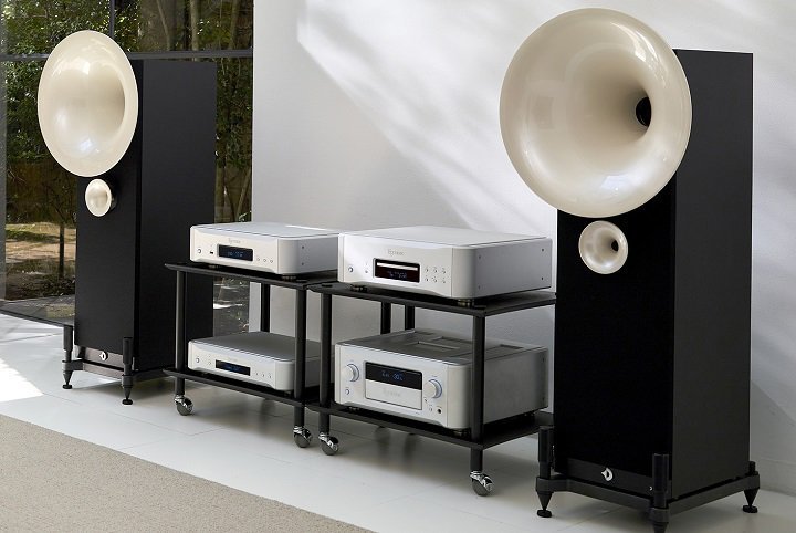 �����v���U�z�e�������A6/24�Ɂu�v���U �L�����h���i�C�g2022�v�J�ÁB�G�\�e���b�N�ō����V�X�e���ŏ㎿�ȉ��y���