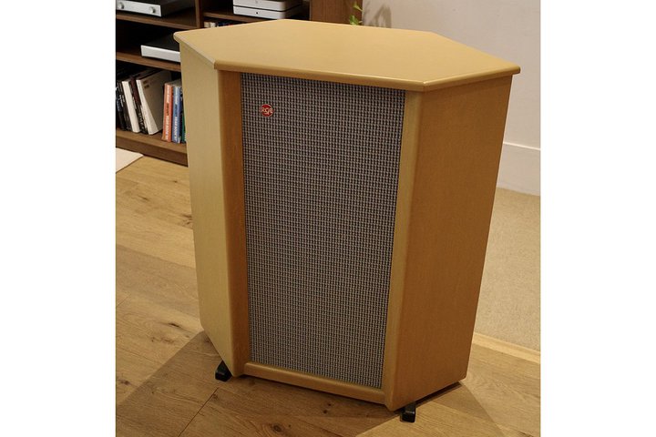 �T�E���h�N���G�C�g�A�f��w�G�����B�X�x�ɂ��Ȃ񂾃��B���e�[�W�X�s�[�J�[�ȂǊ󏭃��f���𑽐��W����