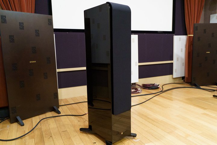 ���}�n�A�S���j�b�g��V�J���U���œ��ꂵ���t���A�^�X�s�[�J�[�uNS-2000A�v