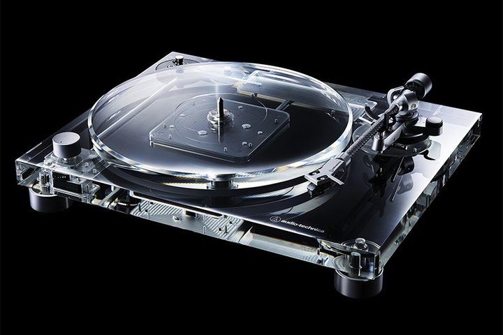 �I�[�f�B�I�e�N�j�J�A�g�����h�^�[���e�[�u���uAT-LP2022�v���E3000�����A��18���~