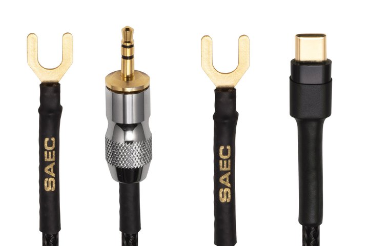 �T�G�N�APC-Triple C�̗p�̃A�[�X�P�[�u���uSE-400�v�BY���O/�o�i�i/RCA�ȂǑS9���C���i�b�v