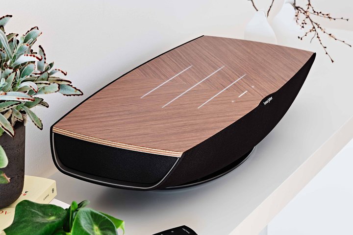 �\�i�X�E�t�@�x�[���AHDMI���͂��̃I�[���C�������X�s�[�J�[�uOmnia�v�B�X�g���[�~���O�Đ��ɂ��Ή�