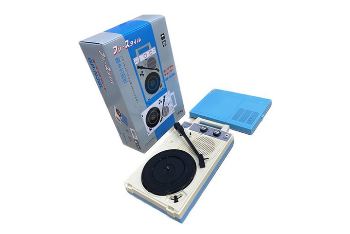 �|�[�^�u�����R�[�h�v���[���[�uGP-3-R�v�̕������f����HMV�ʒ��J���[�B�u�₩�ȁg�^�[�R�C�Y�u���[�h�d�l