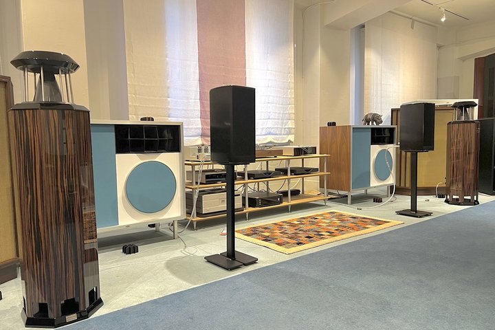 �T�E���h�N���G�C�g�APIEGA�uCoax 411�v��1/6-14�܂Ŋ��Ԍ���W��