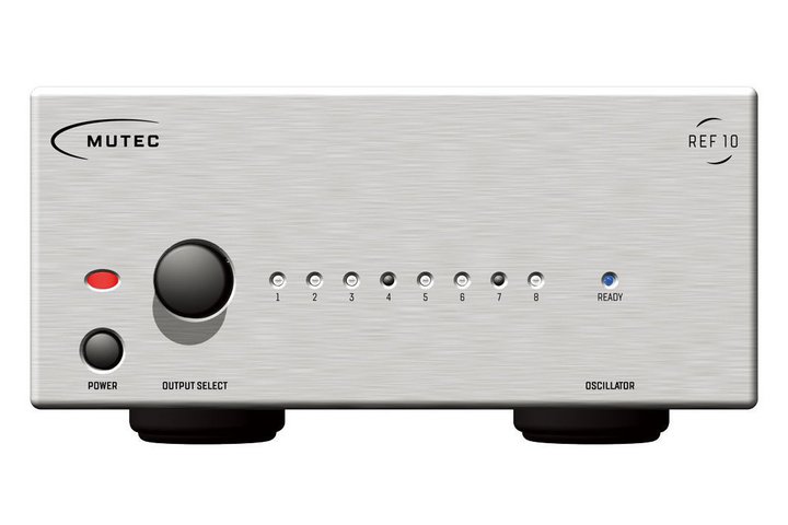 ��MUTEC�A�N���b�N�W�F�l���[�^�[�uREF10/REF10 SE120�v�w�����ɃI���W�i���P�[�u���̃v���[���g�L�����y�[��