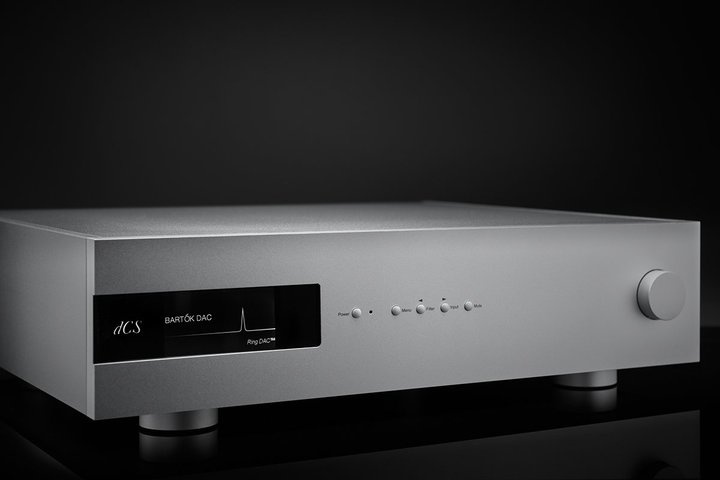 dCS�AAPEX Ring DAC�𓋍ڂ����uBartok APEX DAC�v�B�w�b�h�z���A���v�������f�����W�J