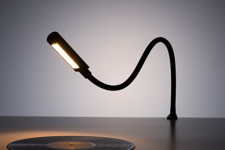 �g�I�[�f�B�I�O���[�h�E�^�X�N���C�g�h�uUberLight Flex 3200TL-J�v�B���L���ɂĎ�舵���J�n