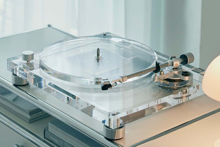 ���������I�[�f�B�I�e�N�j�J�̓����A�i���O�v���[���[�uAT-LP2022�v�A���ʌ���ŕ���