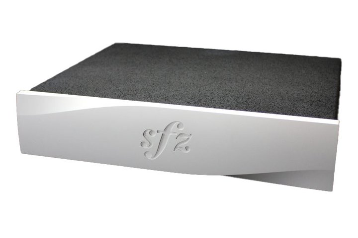 XtHc@[gA330~̍ŏʁuPMC-AurigavȂ10MHzNbNWFl[^[3@