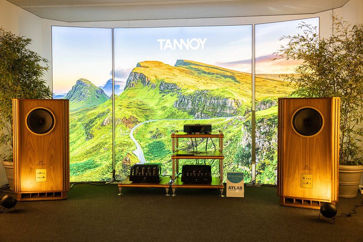 HIGH END^mCA}[eArrbhEI[fBI̐Vő^fBiEfBI̓ANeBupbVuWJ