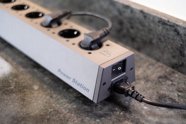 iFi audiõANZT[QuSilentPowervuhƂčĎnBꕔił͕ϖ10%̒l