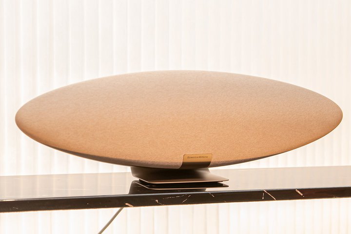 BowersWilkinsAVCXXs[J[uZeppelin Pro EditionvBڃjbg