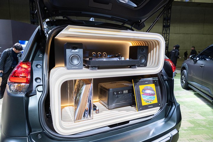 ���I�[�g�T�������A�E�g�h�A�Ŋy���ރ��R�[�h�Đ��I���`�E���d�r���ė��p�����|�[�^�u���d����