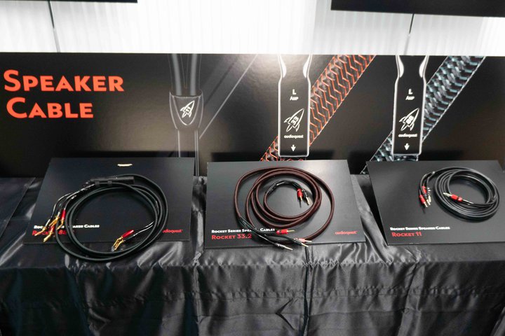 AudioQuestAn45NLOăCibvBuBoom Box DemovŃP[uř