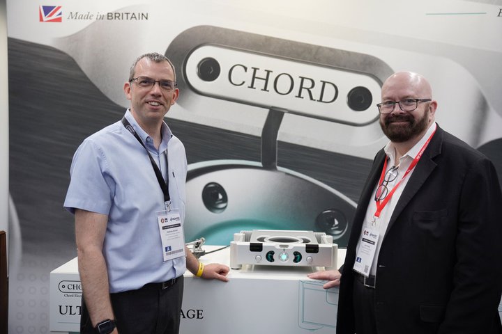 yHIGH ENDzpR[hA̓tHmEQuUltima Phonostagev\BiuQuartetvWEtNXВɐu