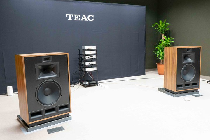 OTOTENeBAbNuReference 500^700v~ KlipschXs[J[̃VXeW^HARBETHuC7ES-3 XD2v̎{