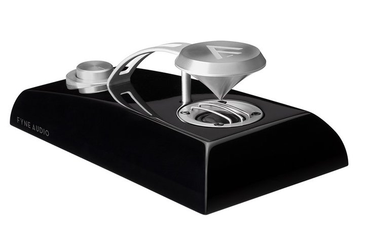 FYNE AUDIOAX[p[gDC[^[uSuper TraxvɃsAmOXhdグ