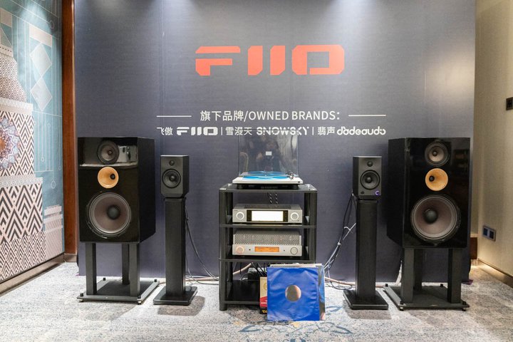 yCVEzFIIOA̐^ǃAv&^pbVuXs[J[ȂǐVi𑽐I