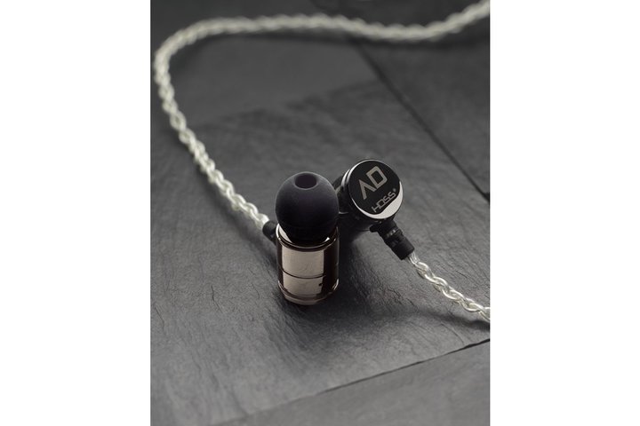 Alpha & DeltaACzuD6vuD3v̊̔Ly[B831܂